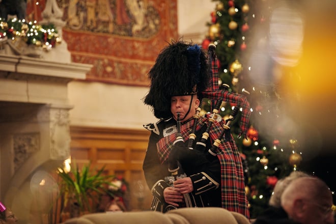 Piper walking through the hotel