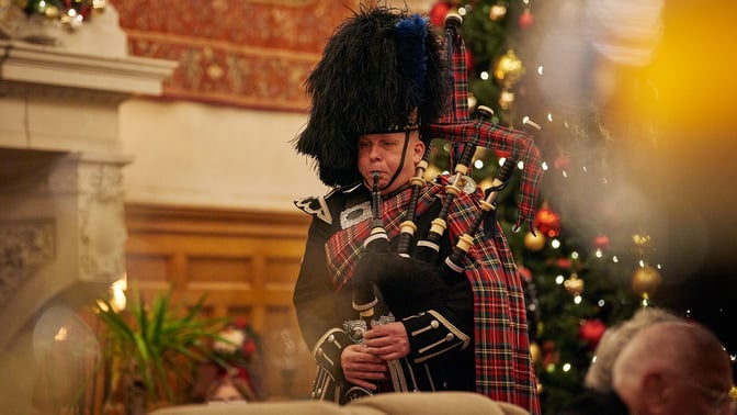 Piper performing at a Warner Hotel on New Year's Eve