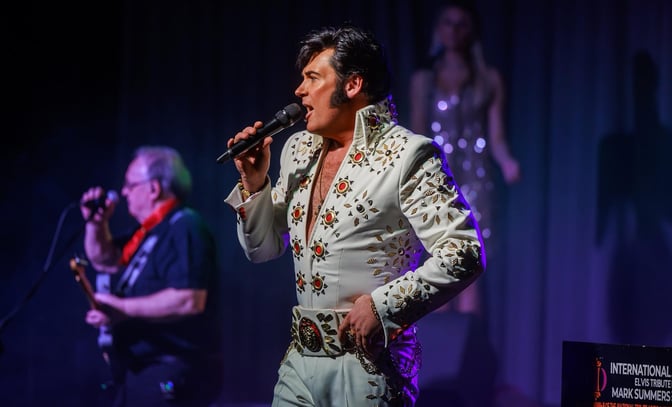 THE ELVIS LEGACY SHOW WITH LIVE BAND - THE MEMPHIS SONS
